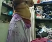 preview mp4.jpg from indian aunty dress change hidden cam