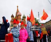 moscow russia may 21 children attend an official ceremony of tying red scarves around their jpgs612x612wgik20cfwjbnule0lwliuk es t rseb3hcmdlvh8y1vsugfe from moscow yong gi