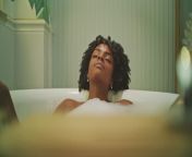 beautiful african ethnicity woman realxing in modern bathroom jpgs640x640k20ci22dfqya9gxrnn8pz7wdowyrn8txahsedclbmlfkcmw from beautiful bath video