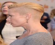 beauty 2014 01 jaime pressly shaved head side main.jpg from pussy shave