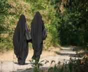 women walking in the forest with black niqab on back view jpgs612x612w0k20cuwyo x3fitz0abkcoiztbq1j5ofu9nii5rpibu 00ty from bur ka image