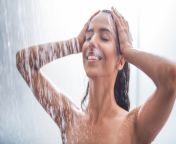 woman showering.jpg from hot expose of showers change in maja