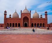badshahi mosque.jpg from lahore claw