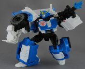 strongarm robot 46 1425585881.jpg from strongarm autobot form robot watch
