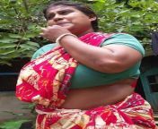 d6r8ujduyaii2xk.jpg from indian granny boobs tamil aunty sex comil eroni lashmi meno