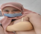 fnf dm4amae6dnr jpglarge from bugil cewek hijab