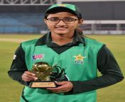 cricket muneeba ali got player of the tournament award of women t20 2020 16852.jpg from muneeba ali pakistan team nude