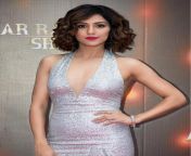 main qimg 8b972d9c295b9d236515da72c542bdd5 lq from neeti mohan cleavage show