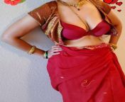 main qimg 06d8f1e814cf93492a9812e63c711030 lq from sexy bhabhi wearing saree hubby pressi