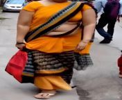 main qimg 08fbdcc5e82e0ba0cab63e33951f4ee3 from homely aunty navel in public