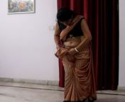 main qimg 2f01076f91943df88fafc636f970088e lq from indian aunty in saree navel kiss force little sex