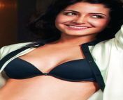 anushka sharma hot bikini pics 1682911944.jpg from anusha sharma xxx choudai hot saree me madhexy jarine khane