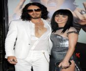 une sex tape de katy perry et russell brand scaled 294x410.jpg from katty pery sex tape