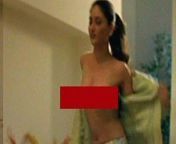 y18mayl05.jpg from kareenakapoor topless video