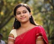 sri divya half saree hd photos.jpg from tamil actress sridiviya