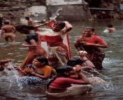 ganges 0 x704 jpgowzaftrtztqhbycreqxl177duiut3fra from indian aunty holy river ganga bath show nipples