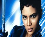 62d1489b17efc71f65305e91 halle berry in blue.jpg from female spies