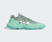 trae young 3 shoes green if5591 01 standard.jpg from 3young
