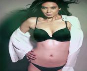 karishma tanna hot bikini photos 5.jpg from karisma tanha naked