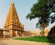 051320 23 history art architecture hindu india rajarajesvara temple 1024x666.jpg from rajeswar