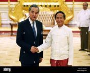 nay pyi taw myanmar 7th dec 2019 myanmar president u win myint r meets with visiting chinese state councilor and foreign minister wang yi in nay pyi taw myanmar dec 7 2019 credit u aungxinhuaalamy live news 2ae9308.jpg from myanmar မိုးဟေကိá