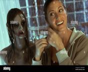 shawna loyershannon elizabeth film thir13en ghosts thirteen ghosts 13 ghosts usacan 2001 characters dana newman the angry princesskathy kriticos director steve beck 23 october 2001 warning this photograph is for editorial use only and is the copyright of columbia andor the photographer assigned by the film or production company and can only be reproduced by publications in conjunction with the promotion of the above film a mandatory credit to columbia is required the photographer should also be credited when known no commercial use can be granted without written authority 2k83m8h.jpg from bully 2001 مترجم