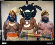 enga man with his two wives from the southern highlands of papua new guinea 2me5hch.jpg from png black women koap picture