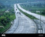 mumbai pune expressway mumbai pune highway maharashtra india r61ha1.jpg from pune mumbai bha