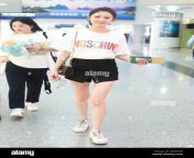 chinese actress yukee chen or chen yuqi arrives at the beijing capital international airport before departure in beijing china 30 may 2019 t shir w5rcxr.jpg from yukee chen