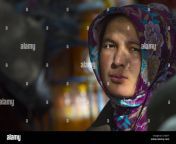 uyghur woman kashgar xinjiang uyghur autonomous region china cye07t.jpg from chinese xinjiang uyghur swallows 新疆维吾尔族维族妹子颜射吞精