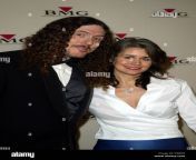 dpa weird al yankovic l and his wife susan smile as they pose on their d3j308.jpg from wife al
