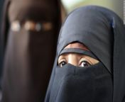 141008161413 02 muslim women dress horizontal large gallery.jpg from hijab fuck virgin muslim couple video sri lanka srilankan