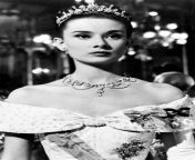 audrey hepburn roman holiday.jpg from auodery