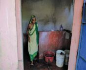 0 81617500 1527080387 water.jpg from bihari bathing in bathroom woman fuck saree outdoor