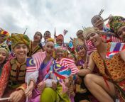 malaysian people in malaysia national day parade kota kinabalu sabah 560x420.jpg from melayu madid