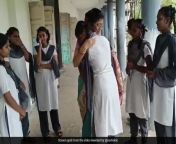 99ig8tr8 in the video the teacher and students can be seen interacting emotionally 625x300 07 july 23 jpgver 20240117 06 from desi college teacher student in home male sex bd