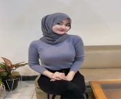 mahasiswi hijab seksi manis seksi selfie di kamar 819x1024.jpg from malaysia hijab jilbab jilboob