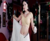7 hot gifs of indian actresses removing their saree v0 s8beqgz3whqp6jeuon9rgin5vfwizfnlzfc233bl 4o jpgautowebpsa2dba196af121140da807be6fa7280edd9cef76f from removing saree of his indian aunty for sex